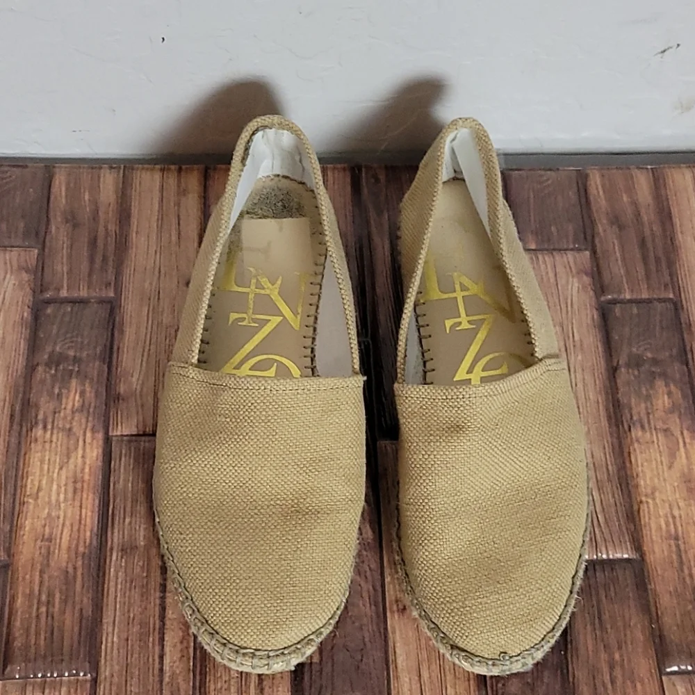 ENZO ANGIOLINI Eaaustyn Espadrille Flats 6